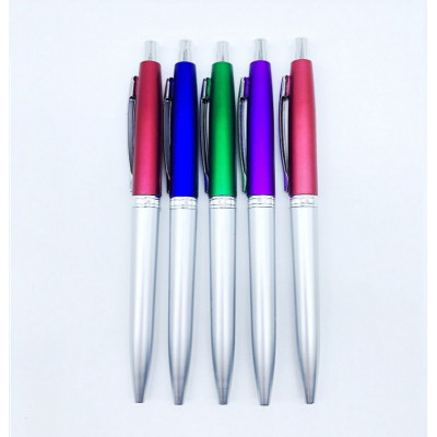 Στυλό σε μεταλλικά χρώματα με κλίπ 