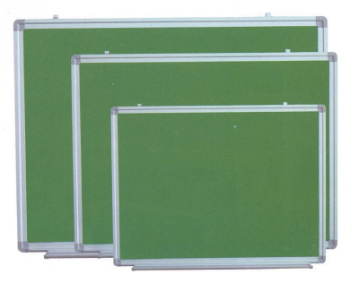 Πίνακας ανακοινώσεων με ύφασμα  με πλαίσιο αλουμινίου 60 x 90 cm