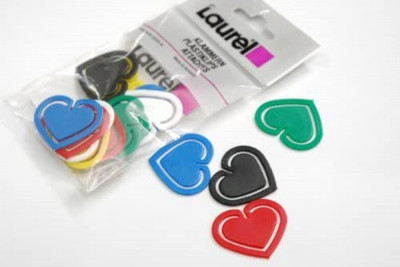 Συνδετήρες  σε σχήμα καρδιάς πλαστικοί χρωματιστοί 30 mm - 12 τεμ.